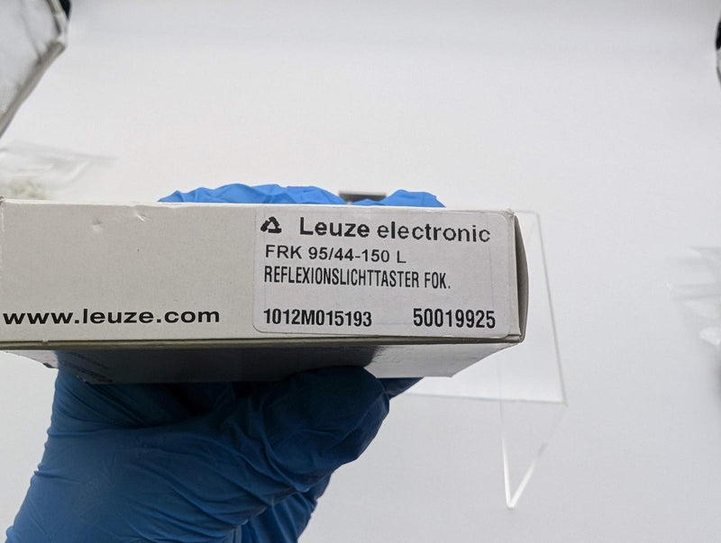 Leuze Electronic FRK 95/44-150 L Photoelectric Sensor Diffuse 0-35MA 10-30VDC 6