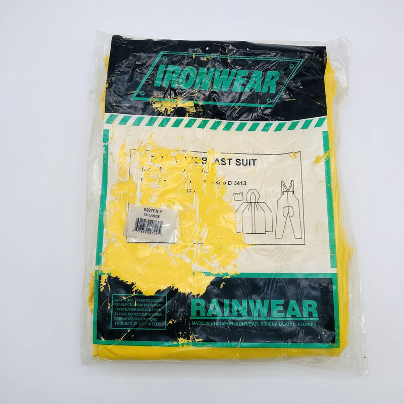 Ironwear 9207FR Rainsuit Size 7XL 3PC Hooded Jacket Bib Overall Shroud .35mm 3