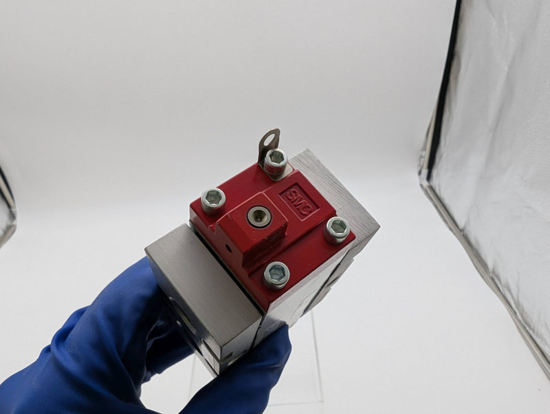 SMC VV71-FPGR Double Check Block Valve w/ Residual Pressure Release 3