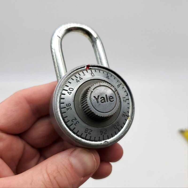 Yale Combination Padlock 1" L x 0.28" Shackle 3 Number Combo Vintage USA Made 1