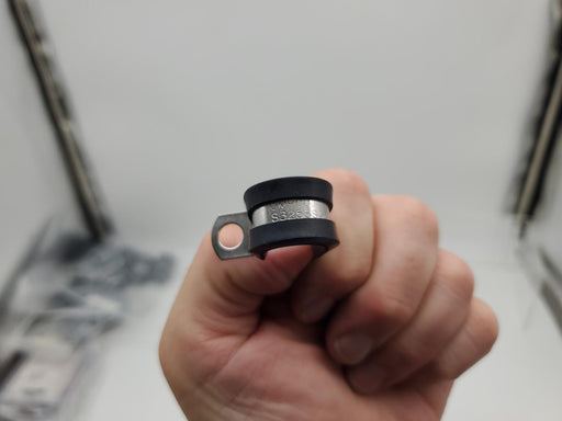 Umpco S325SSG8 1/2" Cushioned Clamp Loops 304/321 SS EDPM Cushion Pack of 25 2