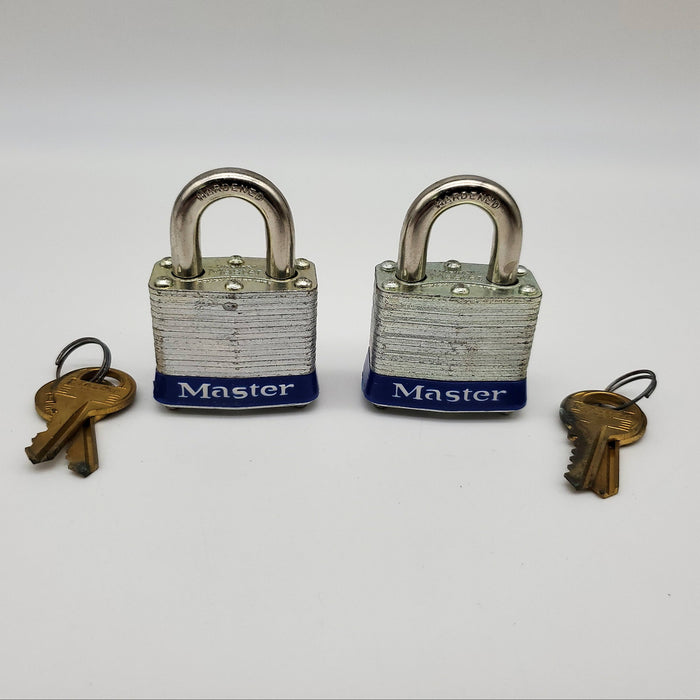 2x Master Lock No 3 Padlock 3/4"L x 0.28"D Shackle 1-1/2" Body Keyed Different 1