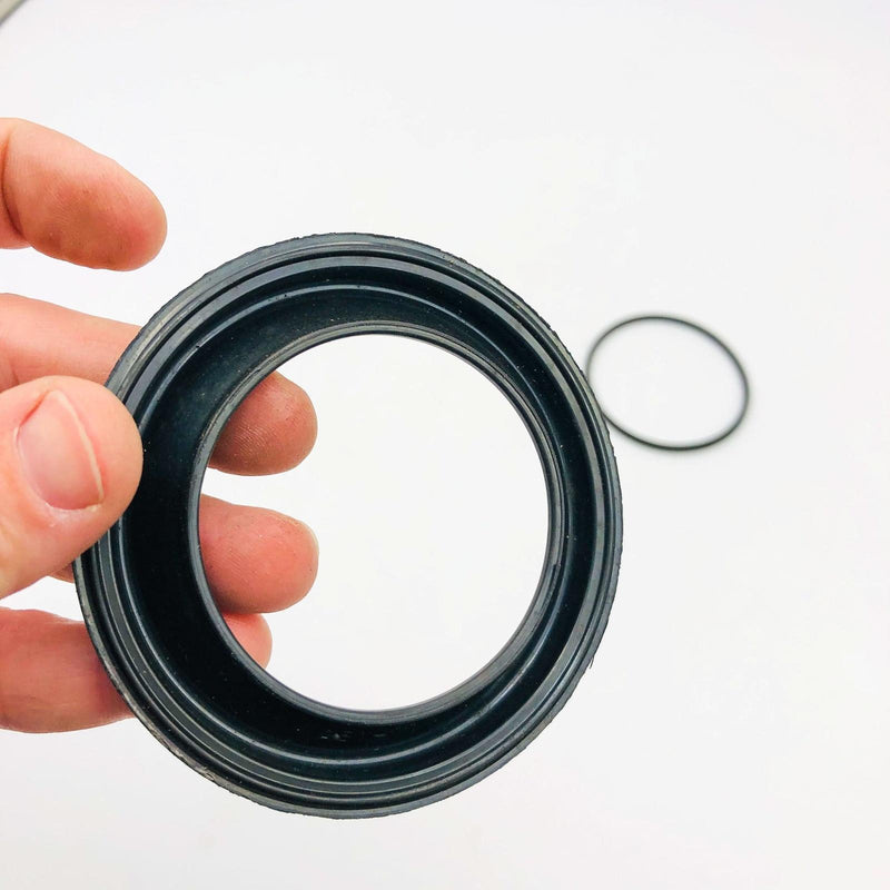 Crown 8124574 Seal Package for Front Brakes New NOS 81-86 Jeep Cherokee Wagoneer 6