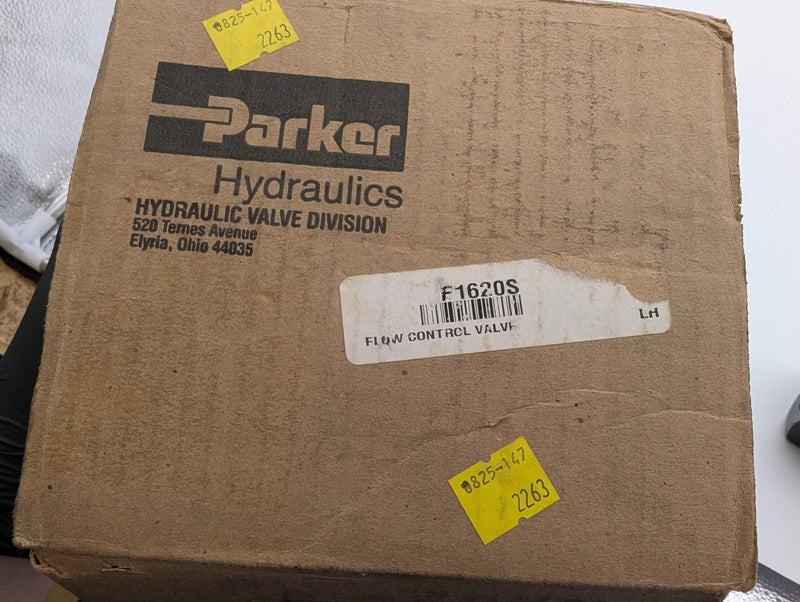 Parker F1620S Hydraulic Control Valve SAE-16 Port 1-5/16"-12 Thread 3,000 PSI