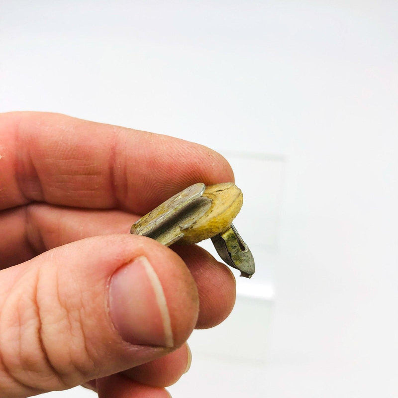 AMC Jeep 4004047 Fastener for Interior Trim Panels 2 Door Wagon Cherokee Silver 3