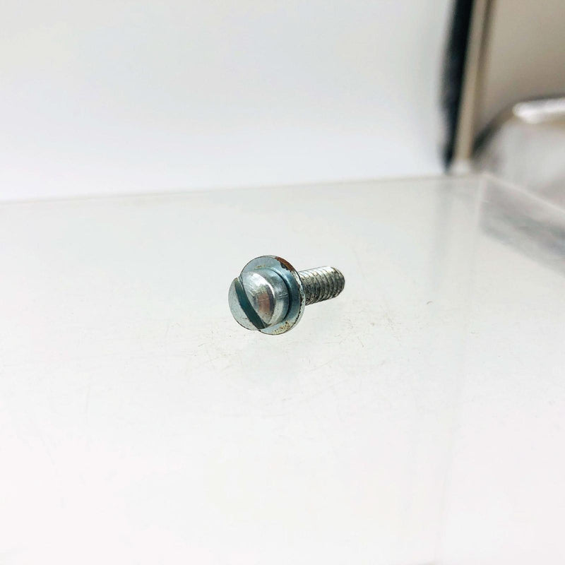 Poulan 530015583 Screw for Trimmer OEM New Old Stock NOS Loose No Pkg 8