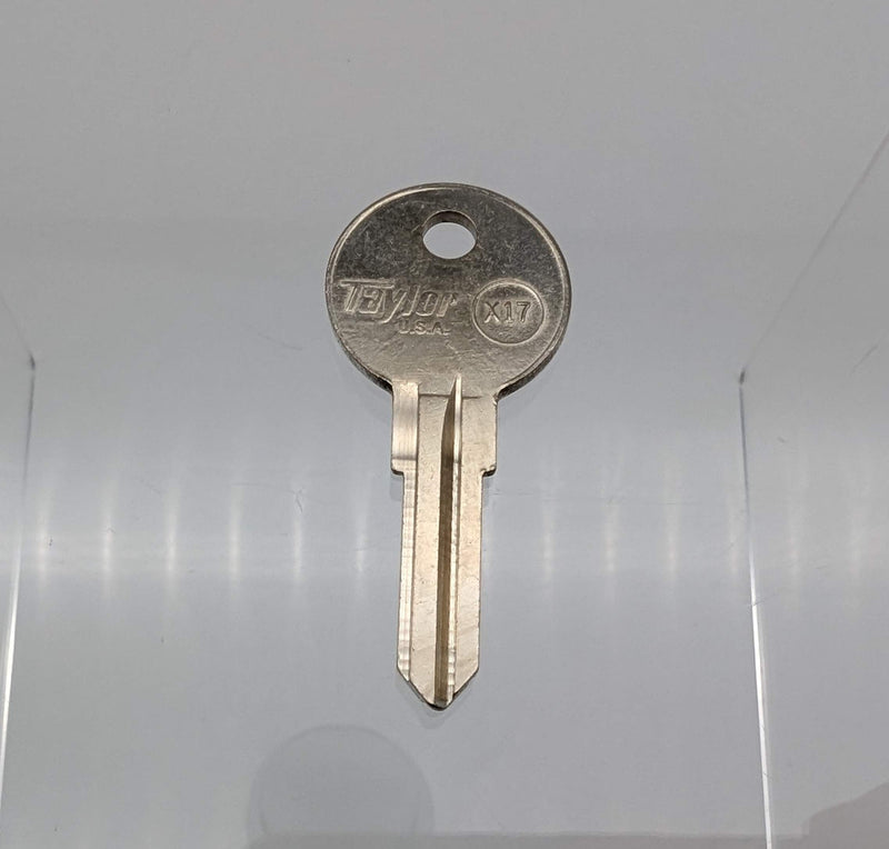 2x Taylor X17 Key Blanks for Older Land Rover Defenders & Some Roof Rack Locks