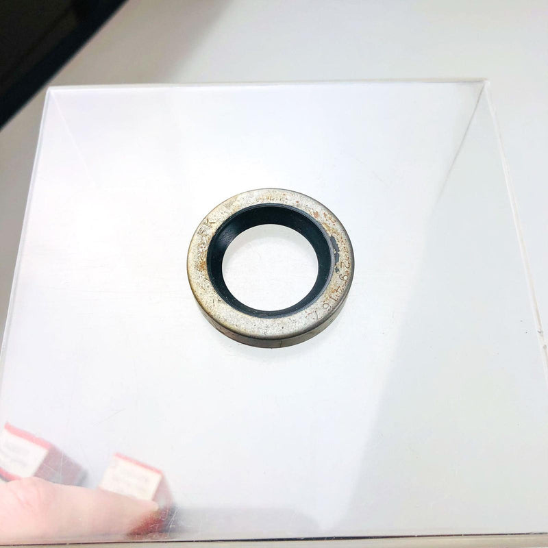 Briggs and Stratton 391485 Oil Seal OEM NOS 294167 Made by FK USA 8