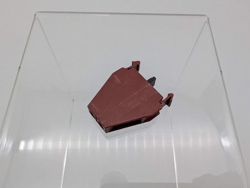 GE P9B11VN Push Button Contact Block 22mm 1NO / 1NC 600V 10A 2
