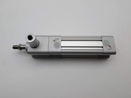 Festo DSBC-40-70-C-PPVA ISO Pneumatic Cylinder 40mm Piston 70mm Stroke w/ Clamp 2