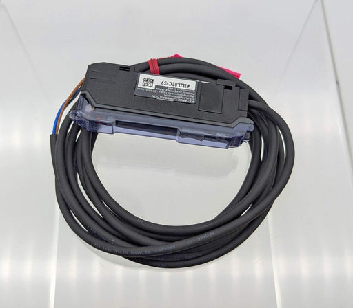 Keyence FS-V31 Fiber Optic Sensor Amplifier 12-24V NPN Cable Type 1
