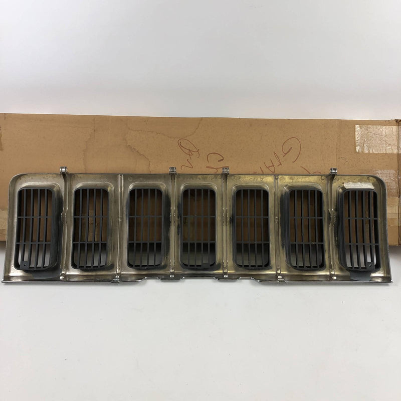 Mopar 55055059 Chrome Grill OEM NOS 96-98 Jeep Grand Cherokee Laredo Open 8