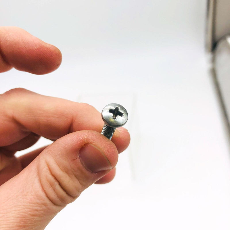 AMC Jeep J0159947 Screw for Fuel Container OEM NOS 1981-86 CJ 5-8 4