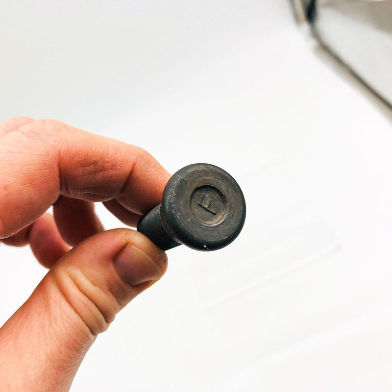 Willys Jeep 649878 Bolt Stud RH for Wheel Hub OEM NOS CJ5 M38-A1 M170 F Mark 9