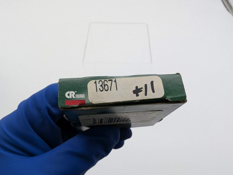 CR SKF 13671 Radial Shaft Seal 1.375" Bore 2.25" OD 0.313" Width CRW1 NBR 4