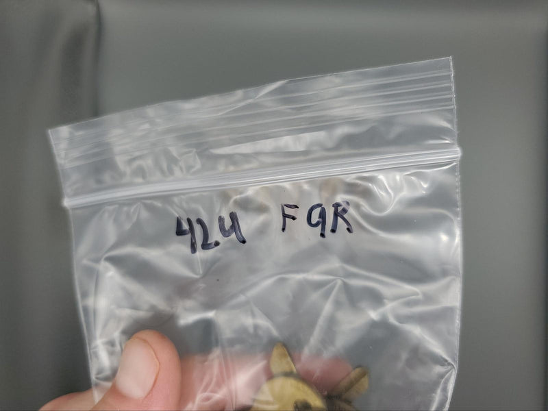 5x Yale RB424 Key Blanks F9R Keyway Brass L-604384 NOS 5