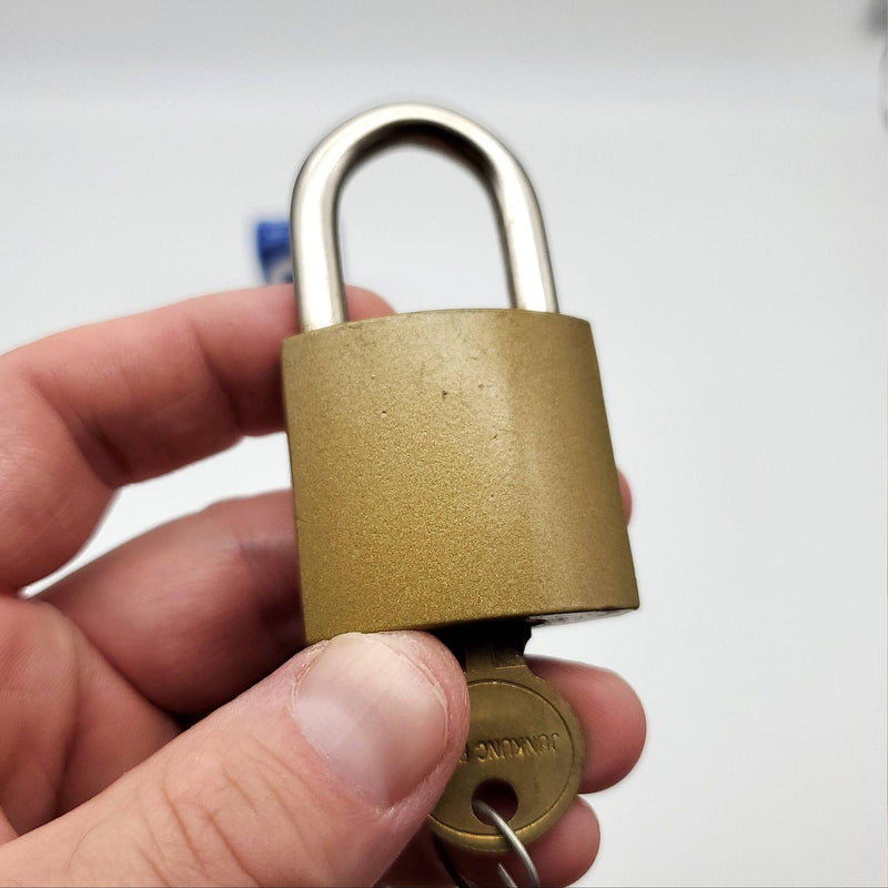 American Lock Padlock AC20 1" L x 5/16" D 1.5" Body Shackle Gold Finish USA Made 2