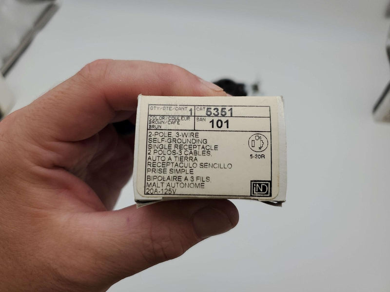 Leviton 5351 Single Receptacle Outlet 20A 125V 2 Pole 3 Wire Brown Industrial 4