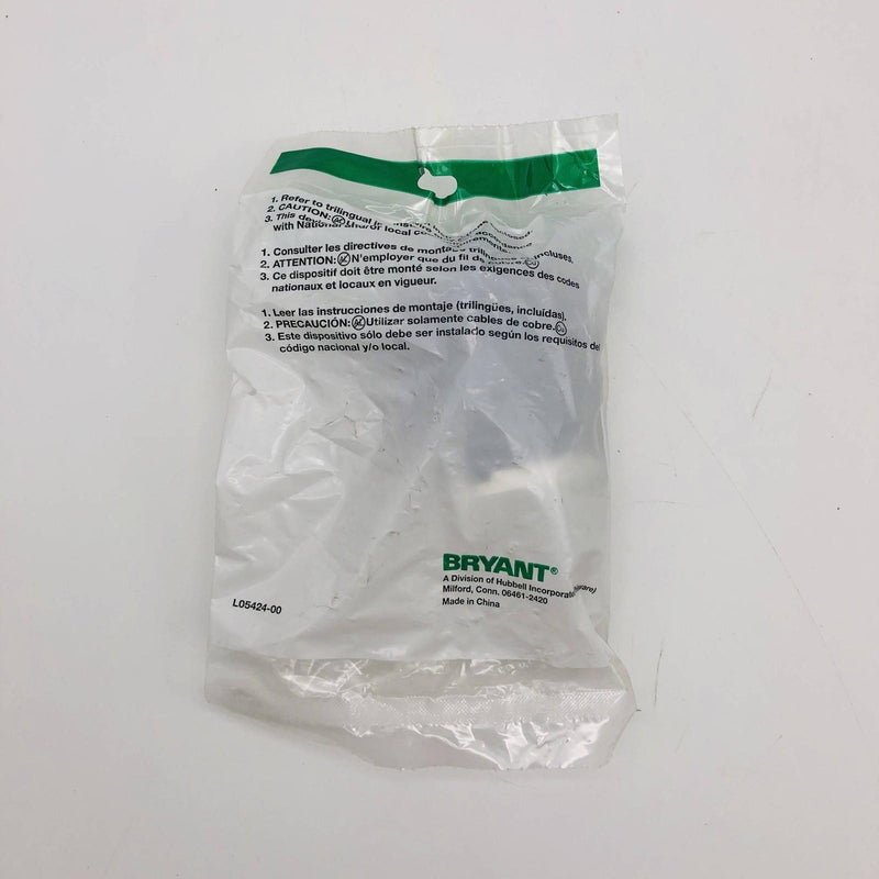 Bryant 70520NP Locking Blade Plug 20A 125 VAC 1-phase 2-pole 3-wire NEMA L5-20 5