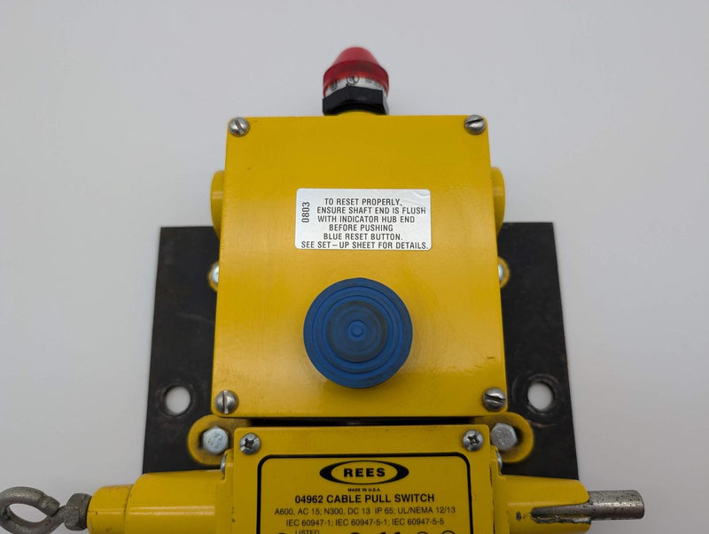 Rees 04962-200 Cable Pull Switch Left Pull w/ Broken Cable Detection & Pilot 3