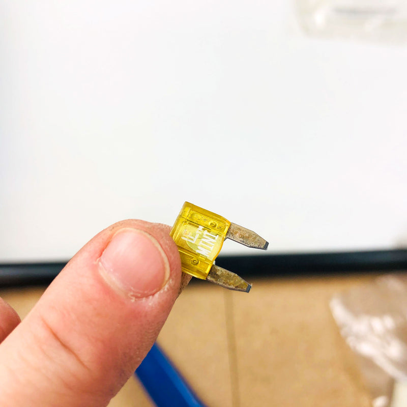 1ct Mopar 6101488 Mini 20 AMP Fuse Yellow OEM NOS 1991-93 Jeep Cherokee Comanche 9