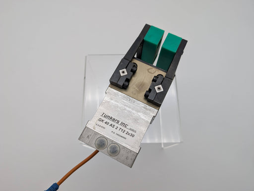 Tunkers GK 40 AS 2 T12 2x30 Compact Pneumatic Clamp Gripper Double Arm 2