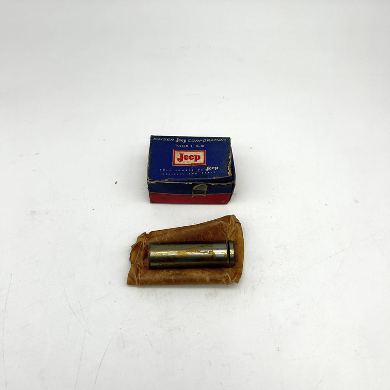 Kaiser Jeep 944335 Shaft Reverse Idler OEM NOS Open 3