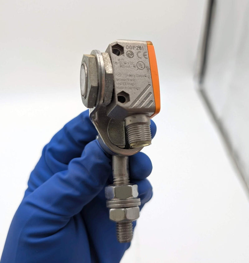 IFM OGP280 Photoelectric Sensor w/ E20719 Freestanding Mounting Clamp 1