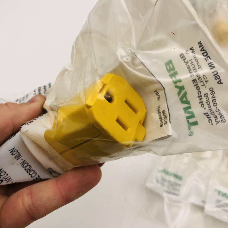 Bryant BRY5969Y Nylon Connector 15A 125V NFMA 5-15R 2 Pole 3 Wire Grounding 7pk 6