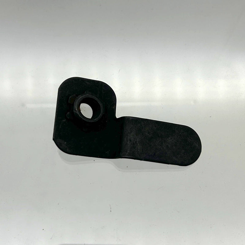 Mopar 34202463 Retainer for Front Stabilizer Bar OEM NOS 88-90 Cher Wag Com