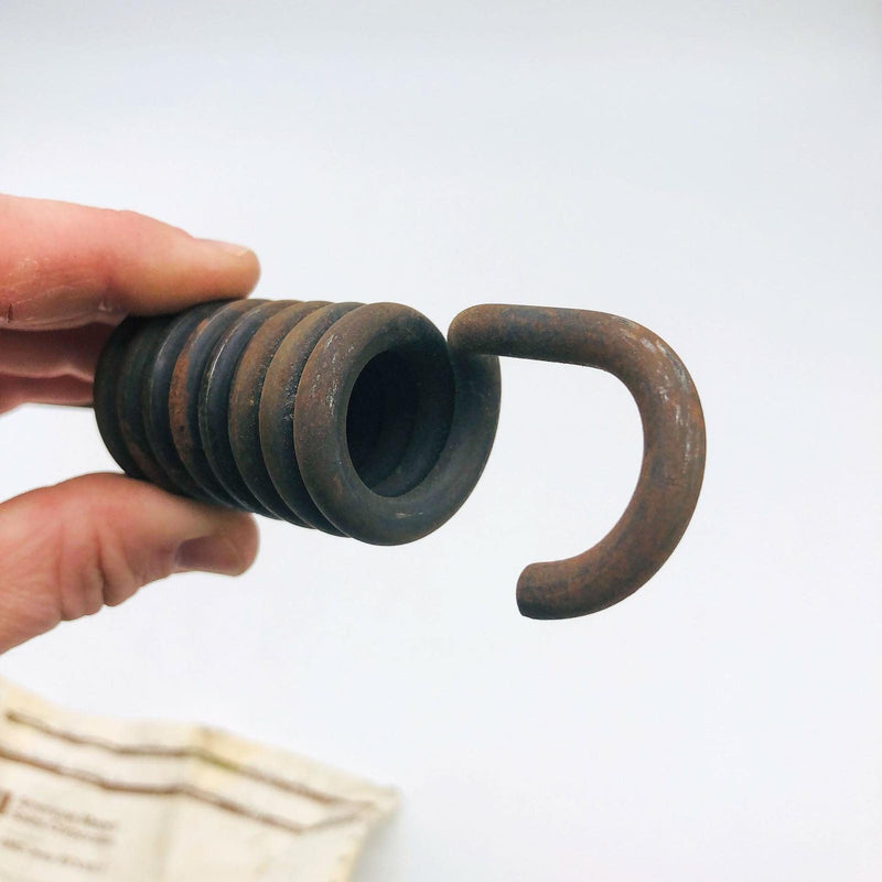 AMC Jeep 5357515 Spring for Pedal Clutch Linkage OEM NOS 1981-86 Cher Wag Loose 5