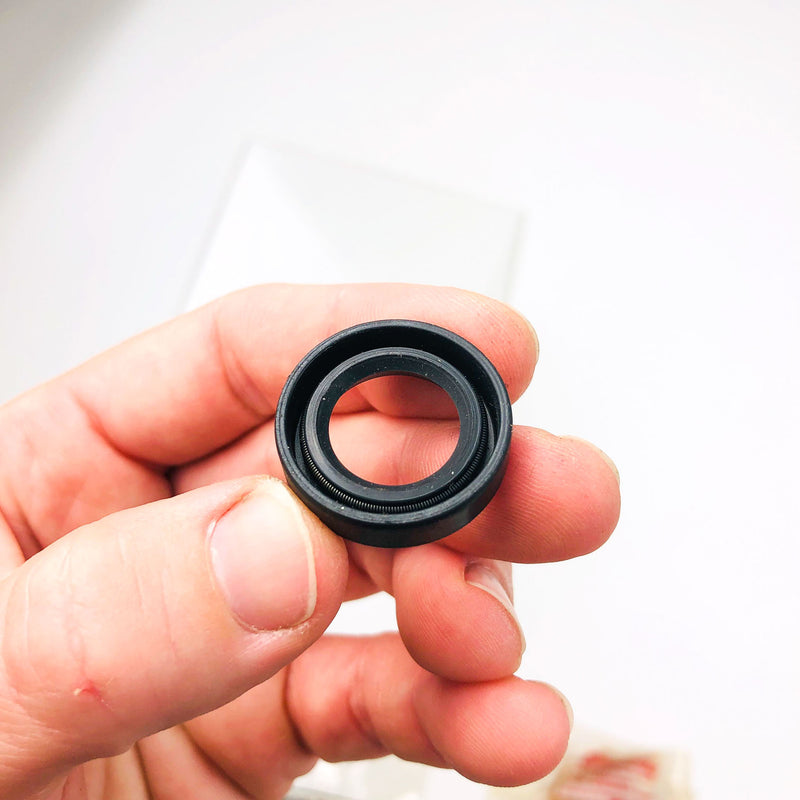 Simplicity 156084 Seal Oil .625IDx1 OEM NOS Replcd by 2156084SM Loose Black 3