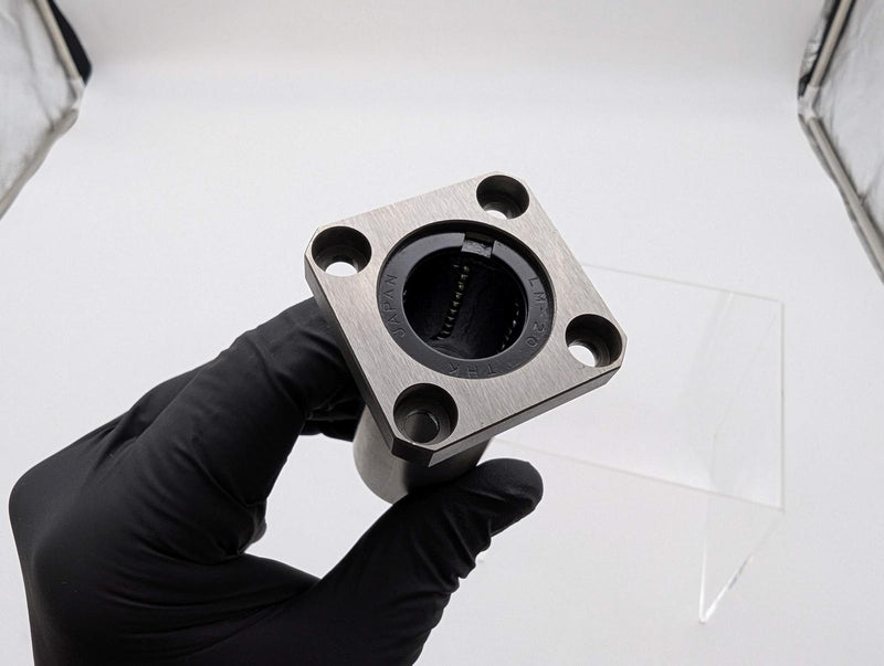 THK LMK20L UN Square Flanged Linear Ball Bushing 20mm ID 32mm OD 80mm Length 3