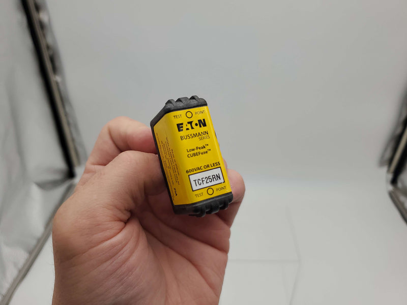 Bussmann TCF25RN CUBEFuse 25A 600V Low-Peak Dual Element Time Delay 3