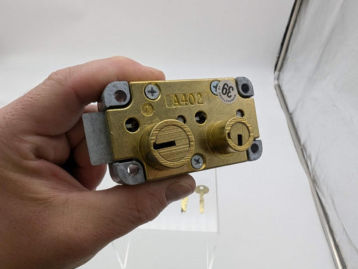 Ilco Safe Deposit Box Lock A402 RH Right Hand Double Big Nose 3 Keys A4021000441 2