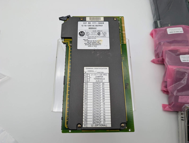 Allen Bradley 1771-OAD/B 12-120V AC Output Module 16 Output Channels 2