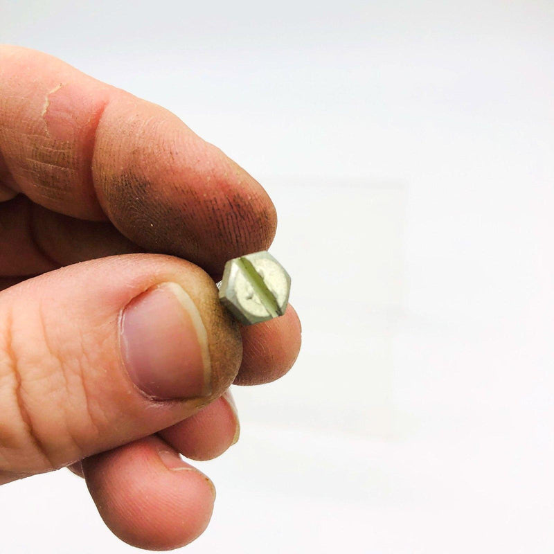 McCulloch 103469 Screw 10-24x3/8 for Mac 10-10E Chainsaw OEM NOS Loose No Pkg 3