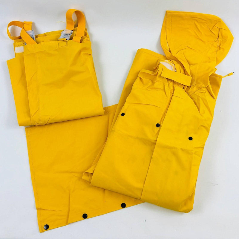 Ironwear 9207FR Rainsuit Size 7XL 3PC Hooded Jacket Bib Overall Shroud .35mm 1