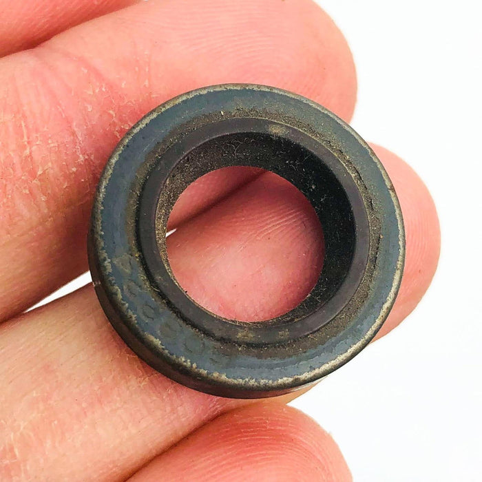 Lawn-Boy 608224 Oil Seal OEM New Old Stock NOS Loose 3