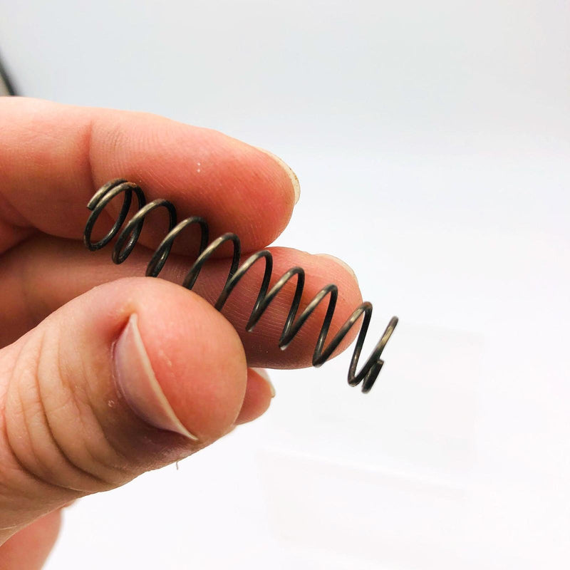 Poulan 507100039 Spring for Chainsaw OEM New Old Stock NOS Loose No Pkg 4