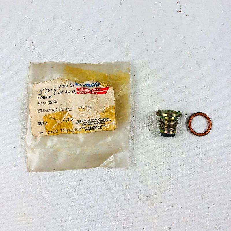 Mopar 83503284 Oil Drain Plug Magnetic J3062062 OEM NOS Open 9