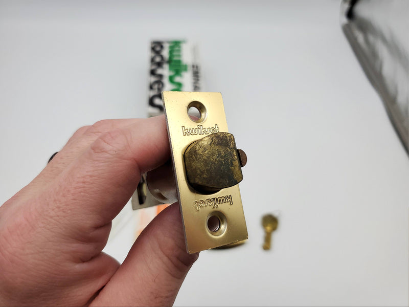 Kwikset Entry Lock Door Knob Bright Brass Bel Air 401B 2-3/8" Backset NOS