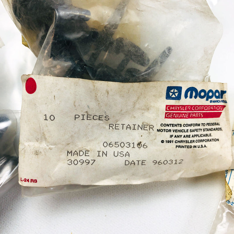 Mopar 06503106 Retainer Push in Type M6.3 Hole Mounting OEM NOS For Jeep 3