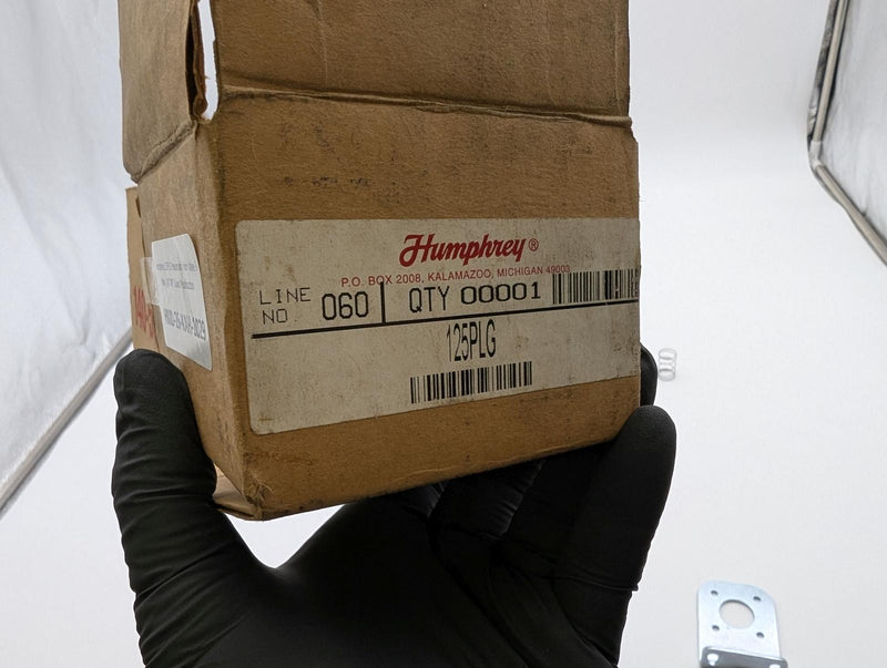 Humphrey 125PLG Pneumatic Palm Valve 3-Way 1/8" NPT Guard Pushbutton