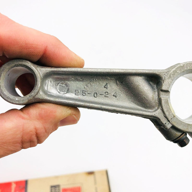 Tecumseh 32875A Connecting Rod for Engine OEM NOS Ss to 32875B Replaces 32611 7