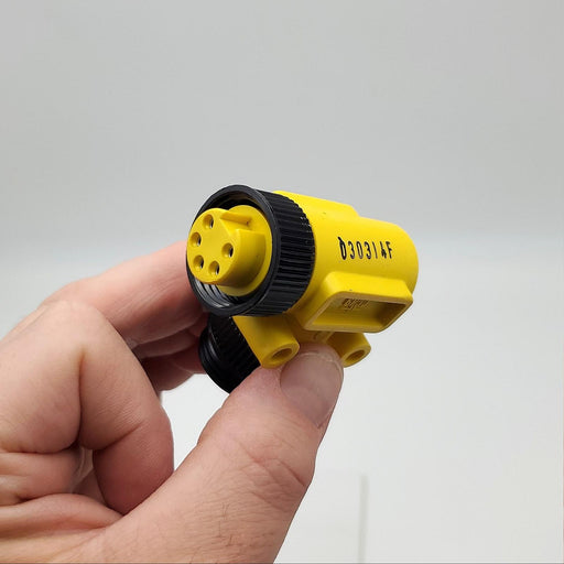 Brad 41481 Mini Change Adapter 5P 90 DEG Male to Female 16 AWG 600V 8A 2