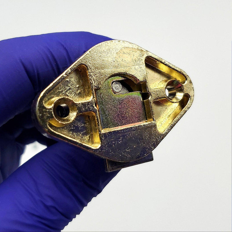 National C8803 Cabinet Drawer Lock Bright Brass 7/8" Diameter 15/16 Length NOS 3