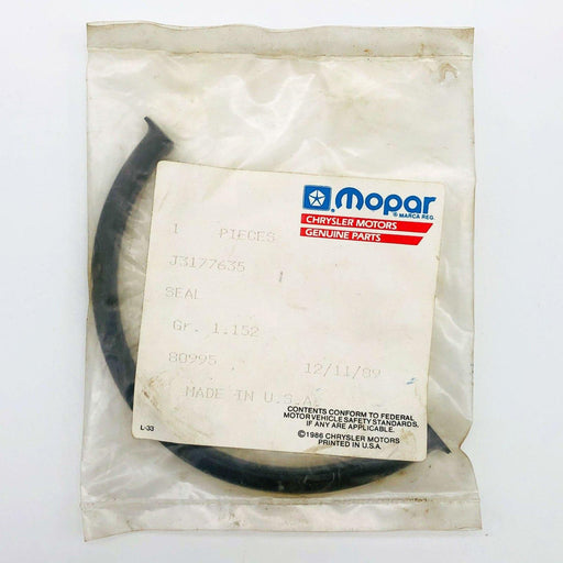 Mopar 3177635 Rear Seal for Engine Oil Pan OEM NOS 88-90 Jeep 4.0L Sealed 1