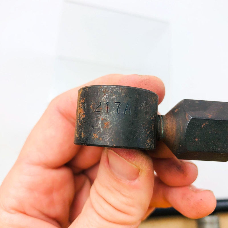 Miller Special Tool MB99-1217A Power Steering Pressure Adapter OEM 10