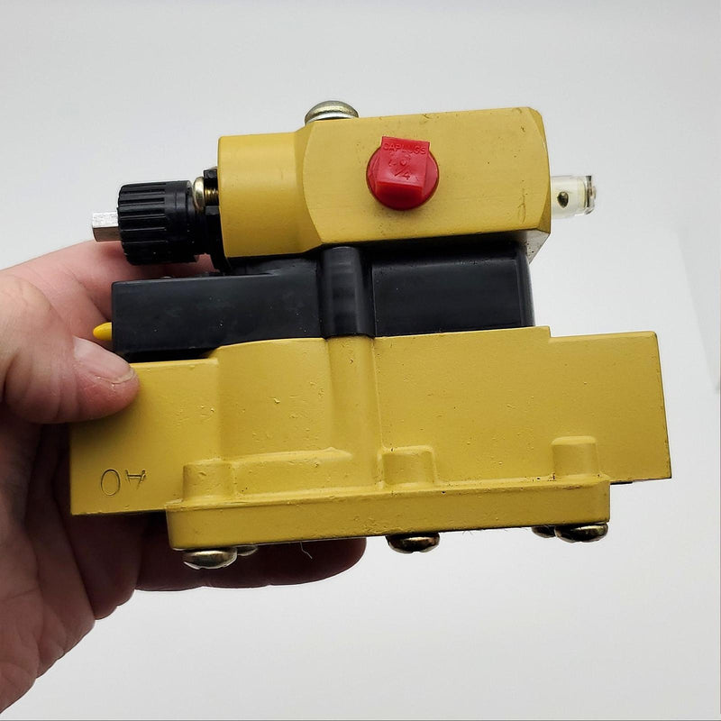 Master Pneumatic A60065 Single Point Lubricator 3/4" NPTF Ports 5